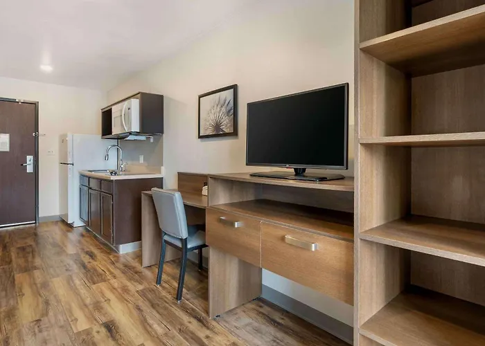 WoodSpring Suites Orlando Airport